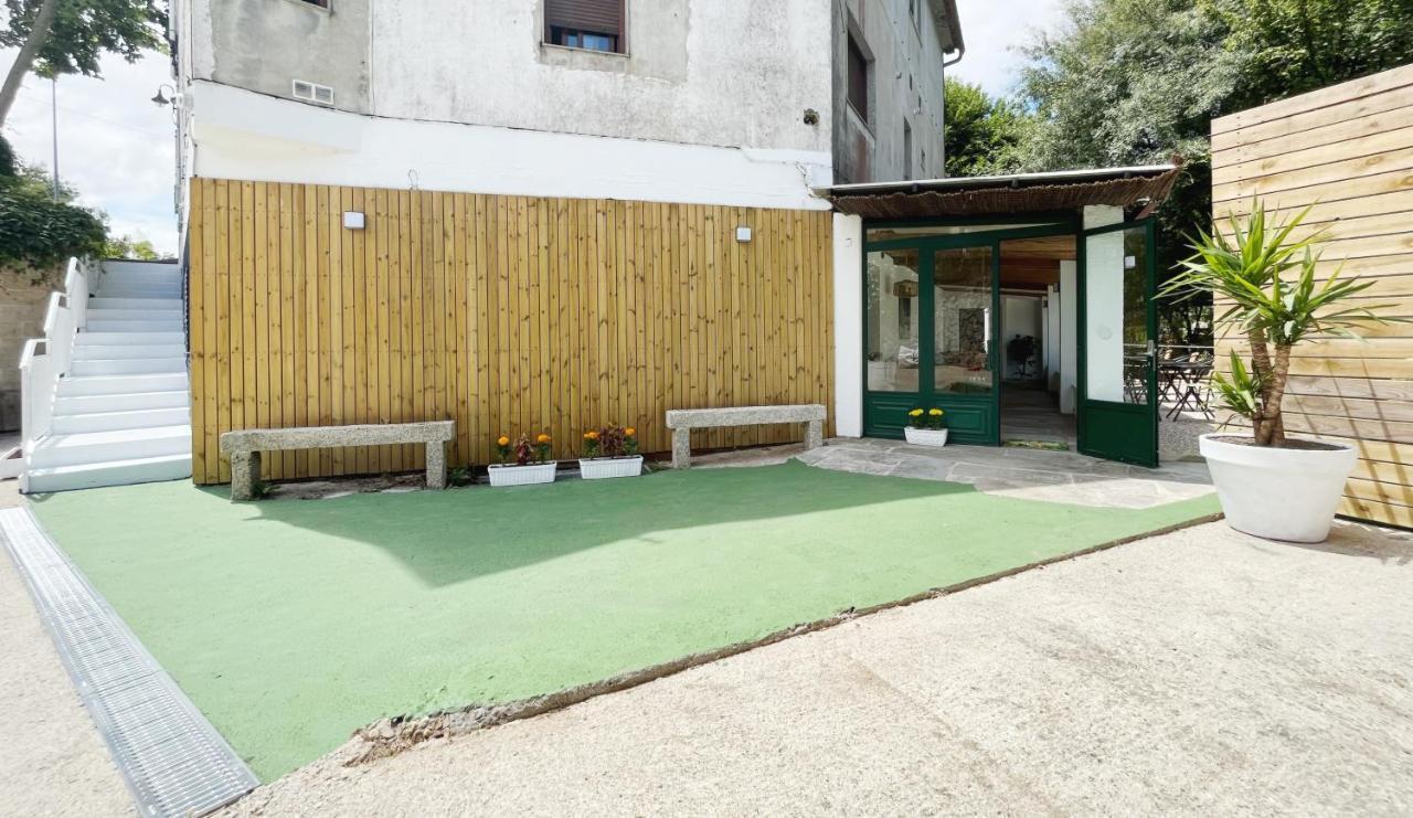 A Troita Hostel Only Pilgrims Solo Peregrinos Tui Exterior photo